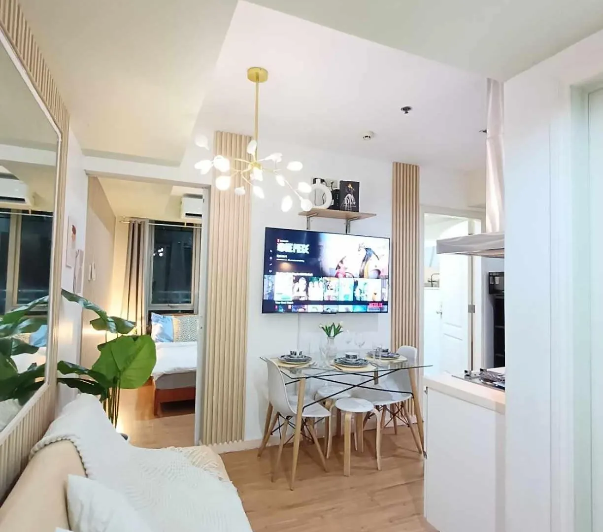 Azure Urban Resort Residences Paranaque City 3*,  Philippines