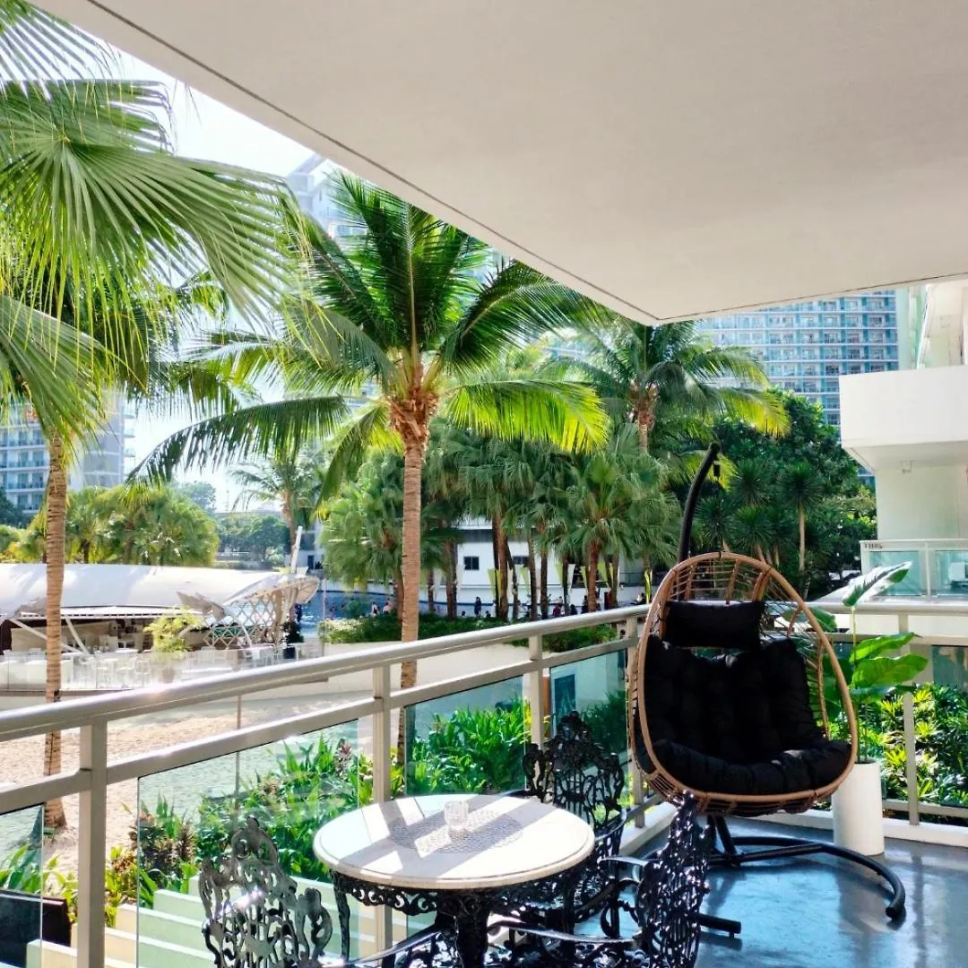 Azure Urban Resort Residences Paranaque City 3*,